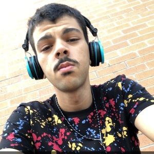 Meet your Posher, Alex